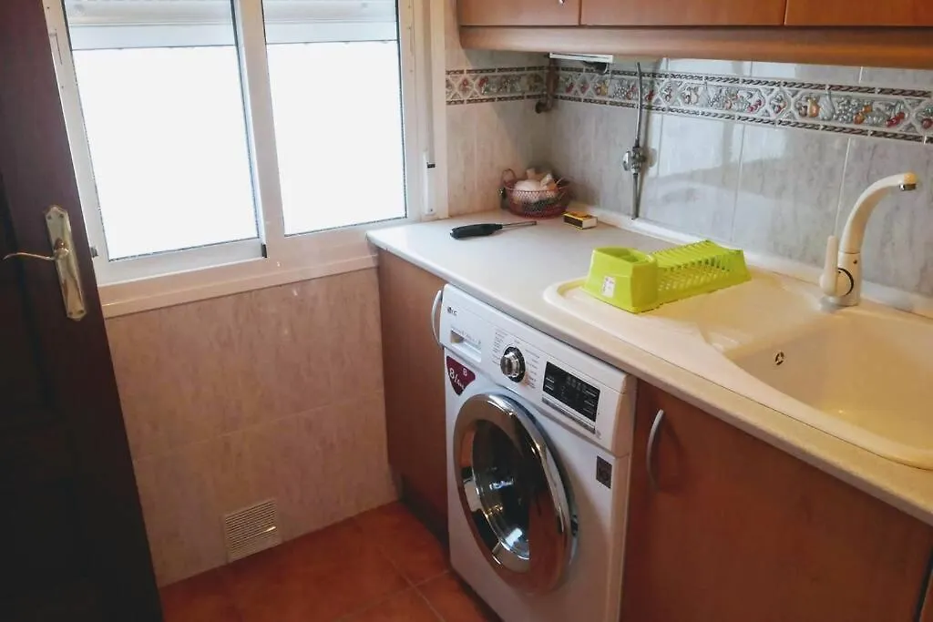 Apartamento De Tres Habitaciones En Malaga Carranque Apartment