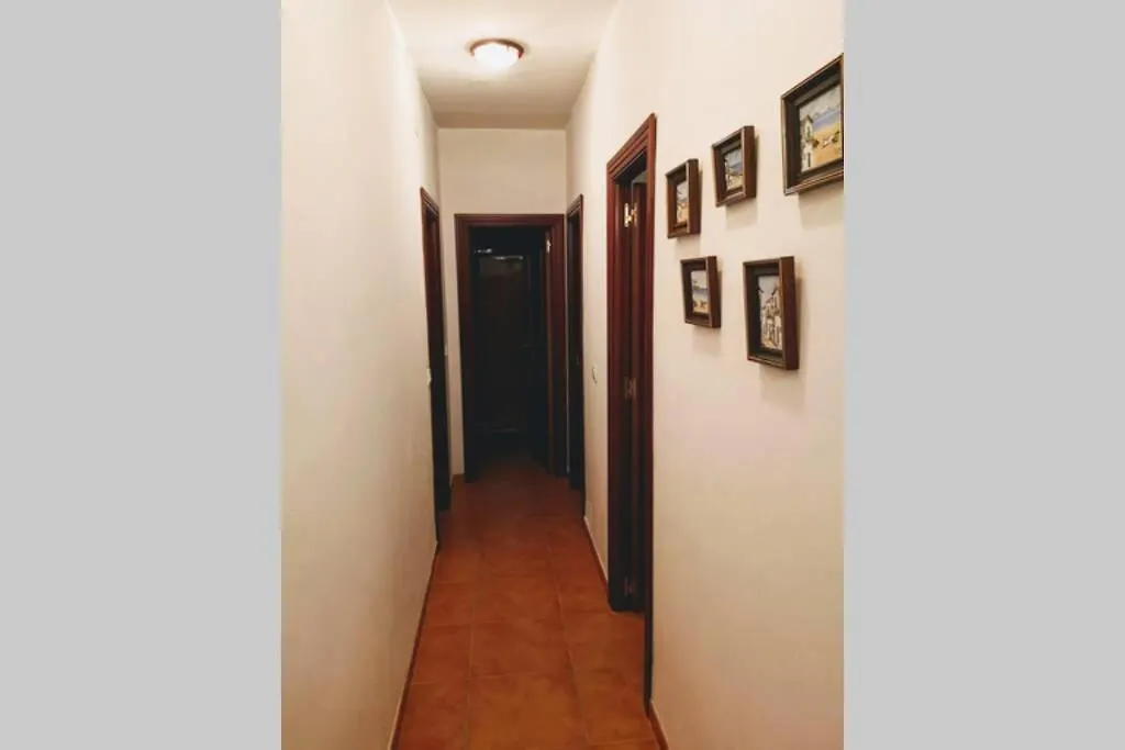 Apartamento De Tres Habitaciones En Malaga Carranque 0*,