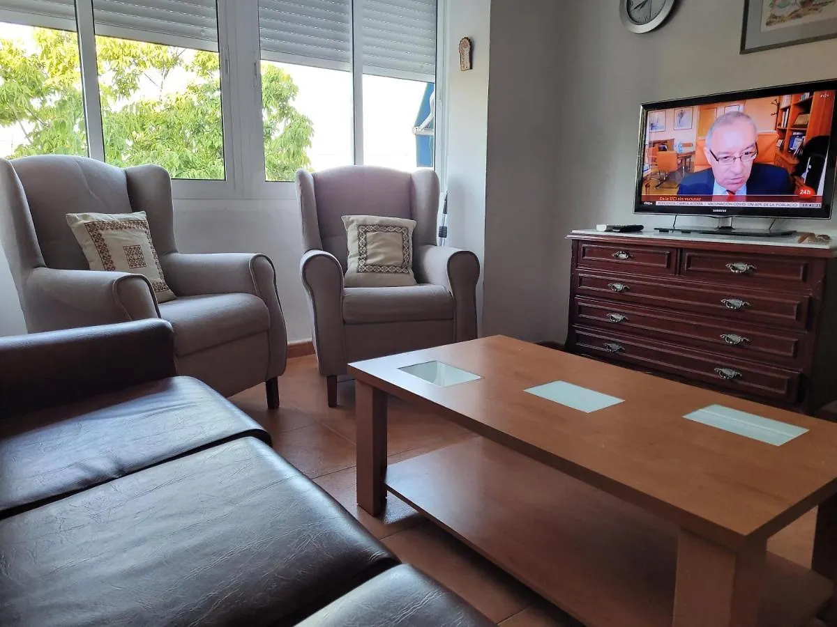 Apartamento De Tres Habitaciones En Malaga Carranque Spain