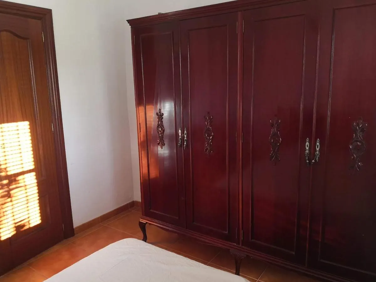 Apartamento De Tres Habitaciones En Malaga Carranque Apartment